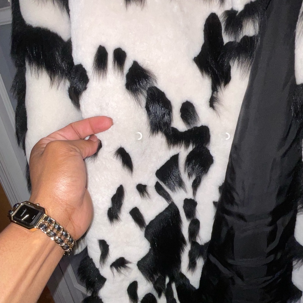 2025 Bottega Veneta Dalmation Shearling Coat - NY Residence 1of1 (New With Tags) - Picture 8 of 13